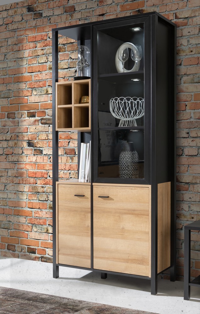 High Rock Vitrine