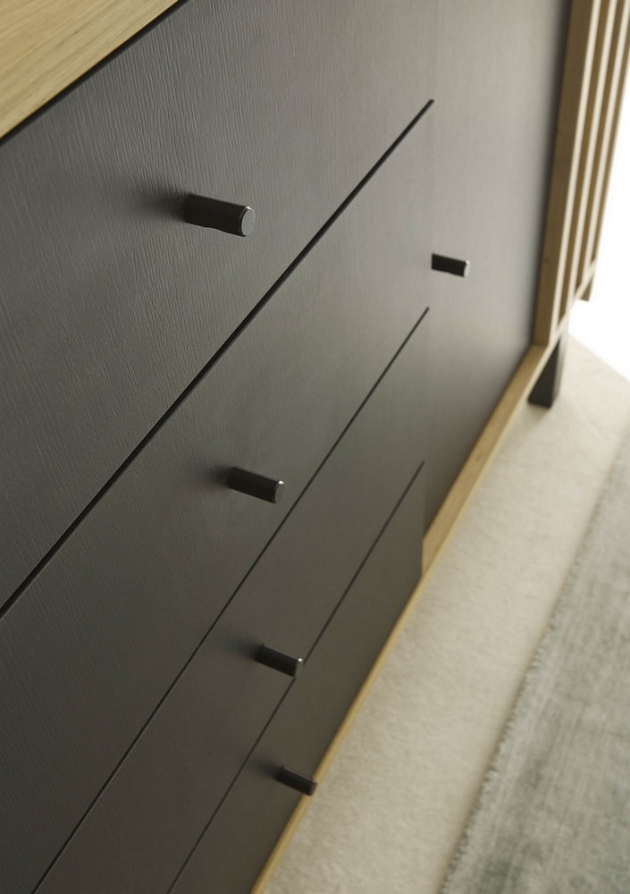 Vassili Sideboard