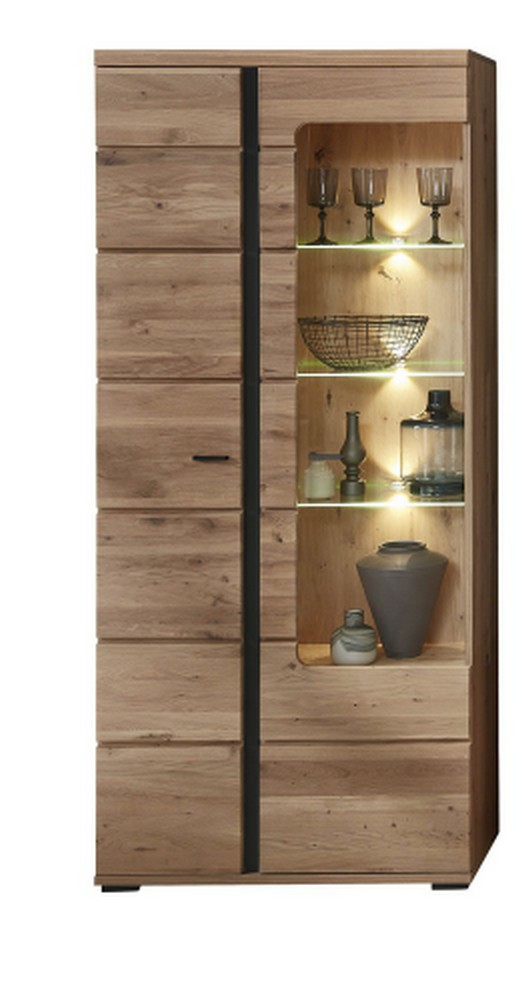 Stevena ll Vitrine