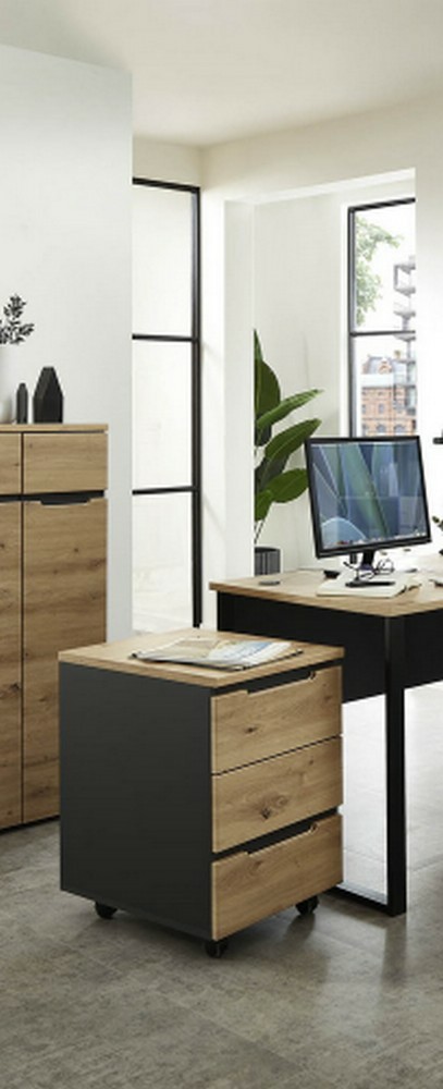 Meagan Büro Container