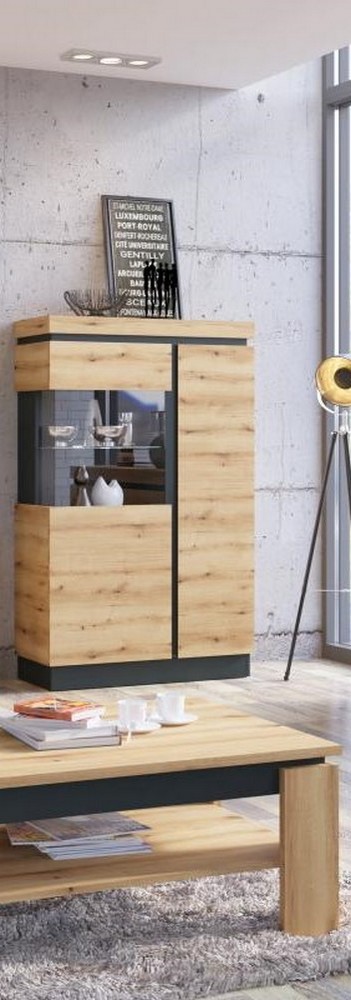Correna Vitrine